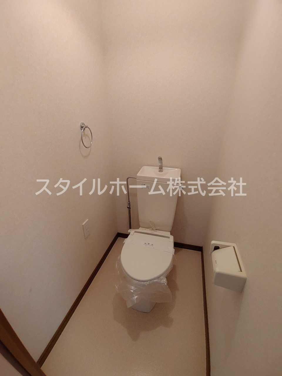 サンハイムエコのトイレ|別部屋写真です。