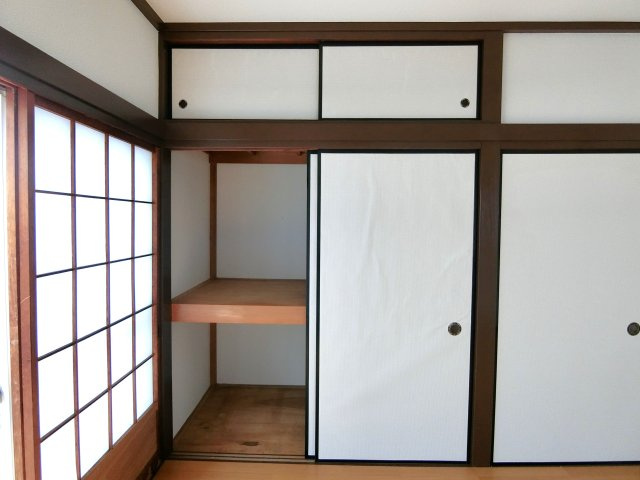 高師ハイツの収納