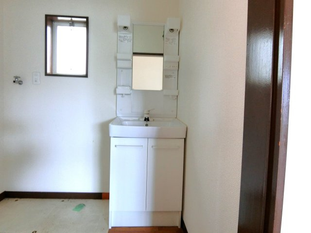 高師ハイツの独立洗面台