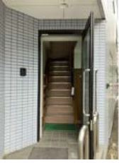 西天満KMSビルのエントランス