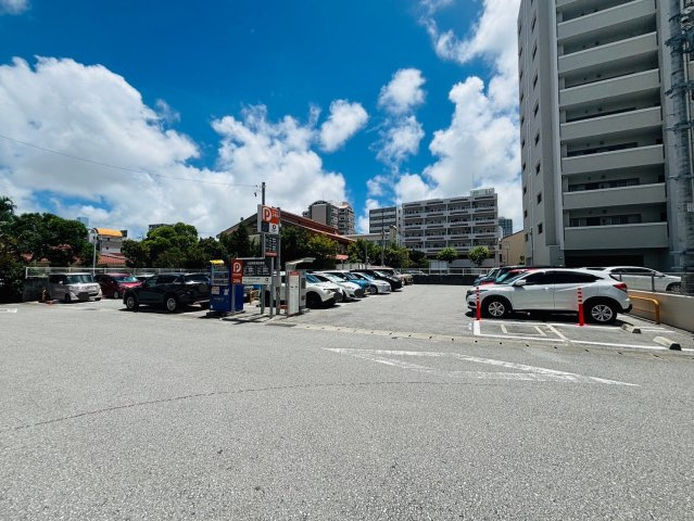 Dパーキング（おもろまち4丁目第4）