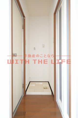 サンロードスI【キャッシュバック対象物件】の洗面所|脱衣スペースもあります