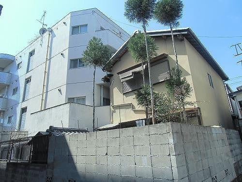 プリムローズ嵯峨の外観