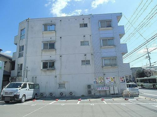 プリムローズ嵯峨の外観