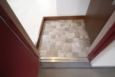 【玄関】 | サンハイツ千葉