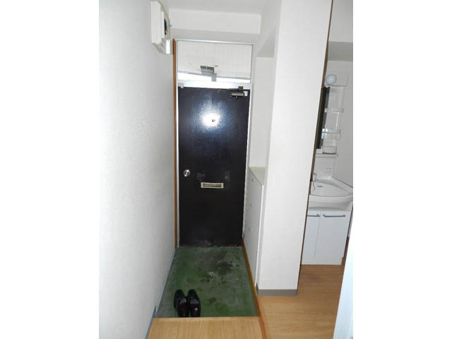 仙石マンションの玄関