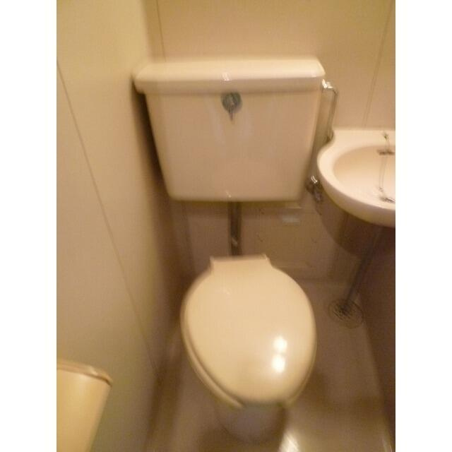 柿生舎のトイレ