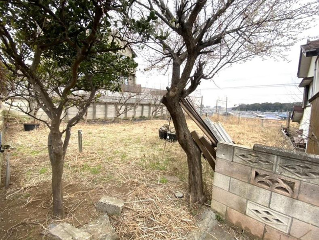 【前面道路含む現地写真】 | 我孫子市栄　売地　109坪 | 家計に優しく、経済的な都市ガス(^O^)