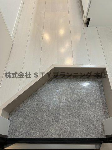 仲介手数料０円！Loft9金山の玄関