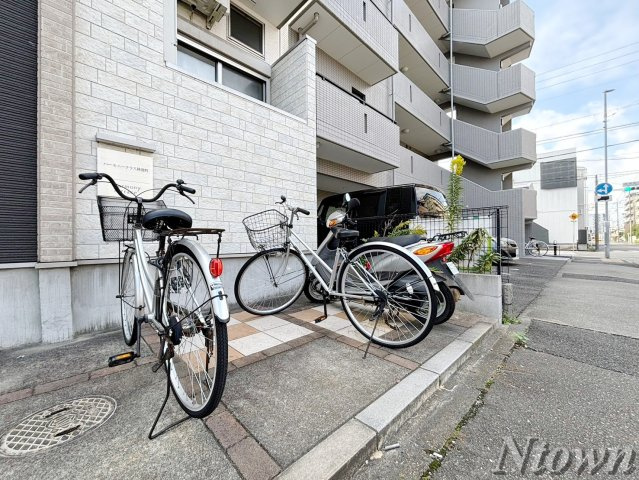 【その他共用部分】 | ハーモニーテラス鈍池町 | 駐輪場です