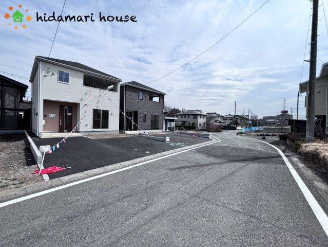 北本市石戸　第1　新築戸建　クレイドルガーデン02の前面道路含む現地写真