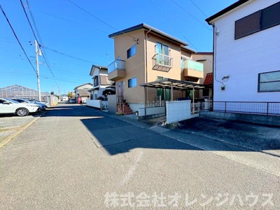 【前面道路含む現地写真】 | 厚木市戸田 売地 | 前面道路と高低差もなく車通りも少ないので、駐車の苦手な方やお子様の飛び出しも安心です♪