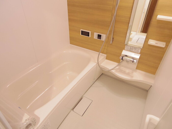 フィオーレ 壱番館の浴室|バス