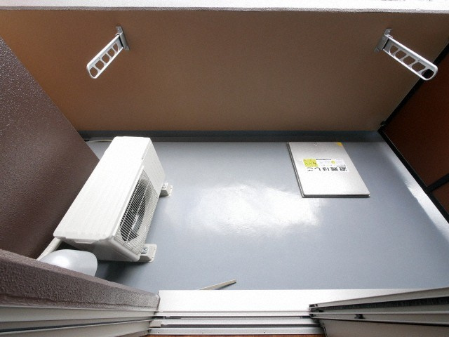 Warm天下茶屋のバルコニー