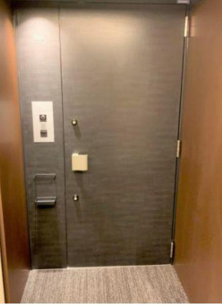 ミレアコート銀座プレミアの玄関
