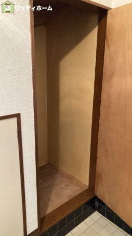 春日部市備後東7丁目　中古一戸建ての玄関