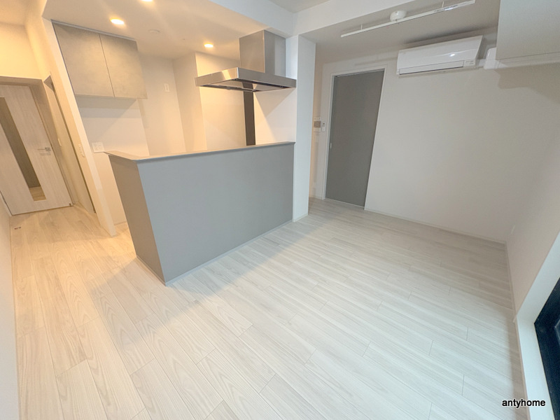 アーバネックス天満橋Front　仲介手数料無料の居間・リビング