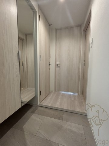 コンフォリア・リヴ北浜平野町の玄関