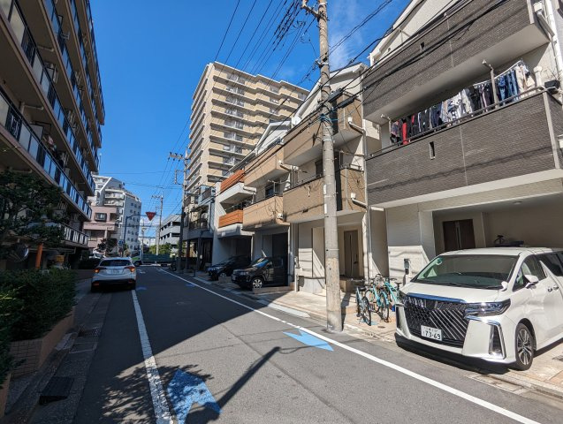 江東区東砂６丁目の戸建の前面道路含む現地写真