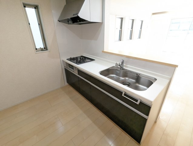 江東区東砂６丁目の戸建のキッチン