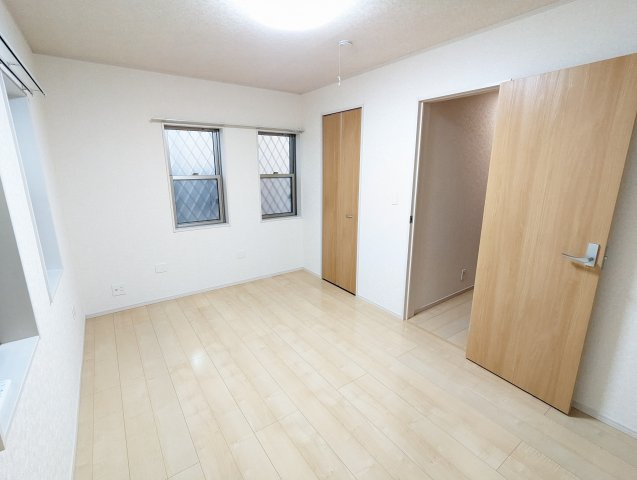 江東区東砂６丁目の戸建の洋室