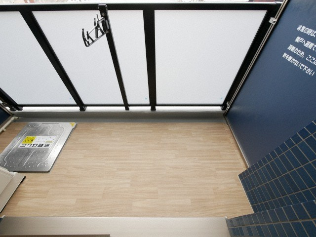 プレサンスOSAKA DOMECITYスクエアのバルコニー