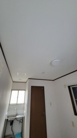 ホワイトコートの内装