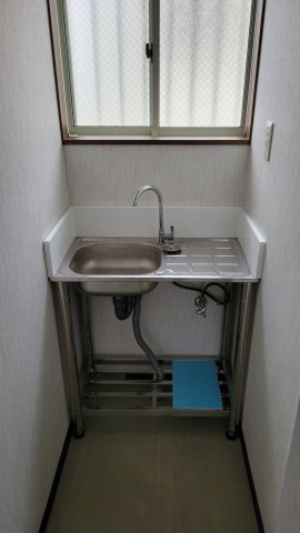 ホワイトコートの洗面所