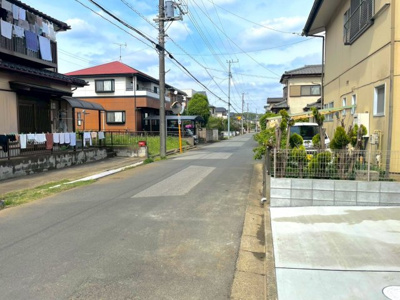 【前面道路含む現地写真】 | 富里七栄24-1期1号棟 | 即日のご見学も可能です。お気軽に0476-37-3888までお問合せ下さい。