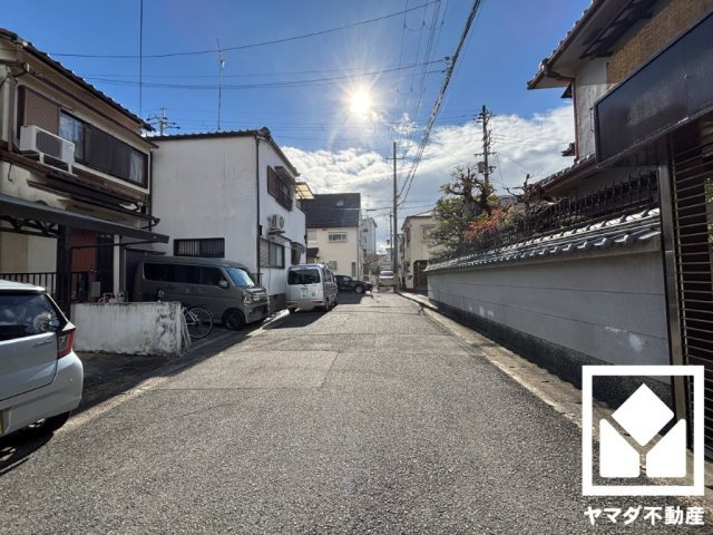 伏見区醍醐岸ノ上町の前面道路含む現地写真