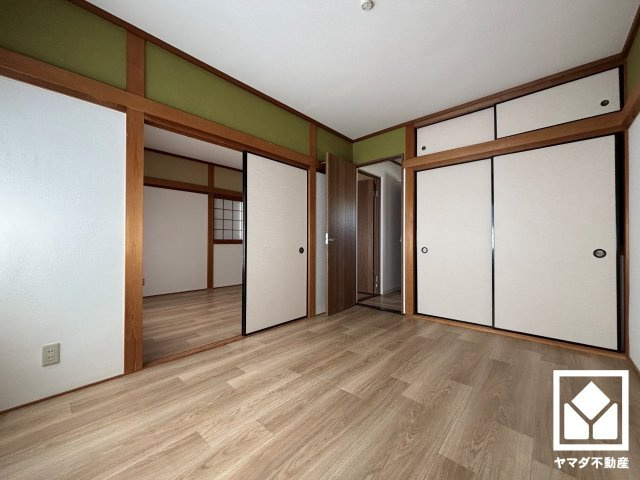 伏見区醍醐岸ノ上町の洋室