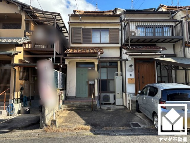 伏見区醍醐岸ノ上町の外観