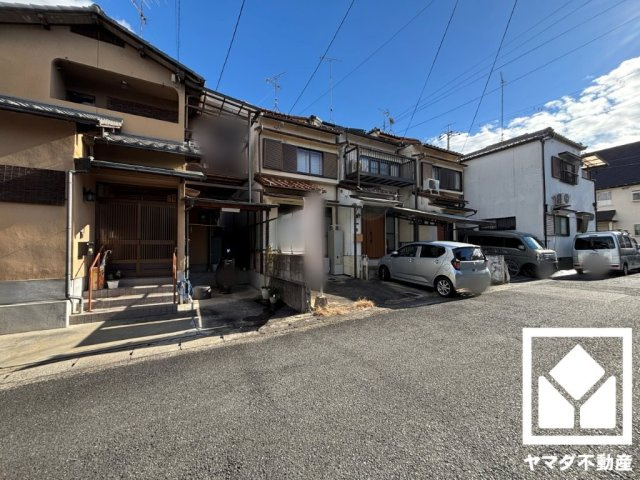 伏見区醍醐岸ノ上町の外観