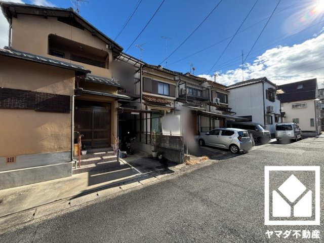 伏見区醍醐岸ノ上町の外観