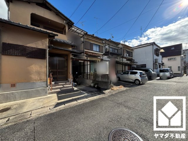 伏見区醍醐岸ノ上町の外観