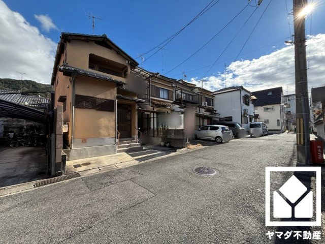 伏見区醍醐岸ノ上町の外観