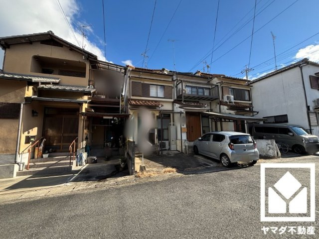 伏見区醍醐岸ノ上町の駐車場