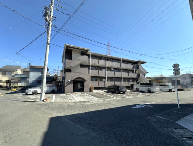 ドミールヤマザキの外観