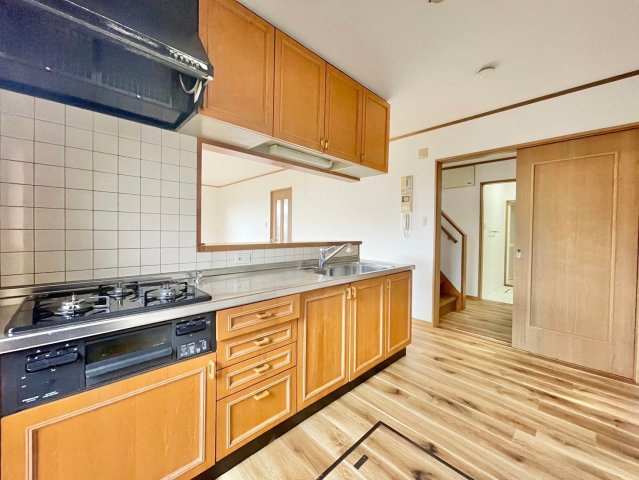 京都市西京区御陵峰ケ堂町2丁目　中古戸建のキッチン