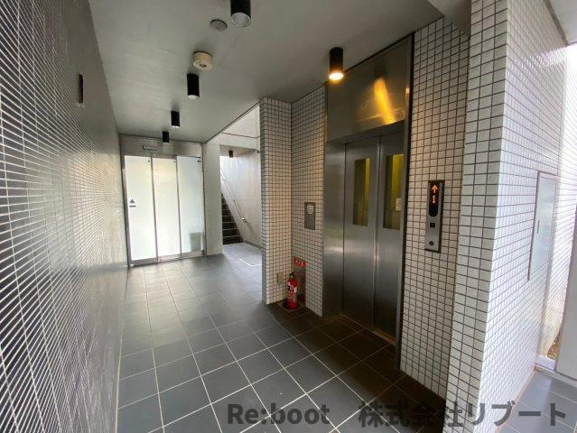 アンビック・スプリアのロビー