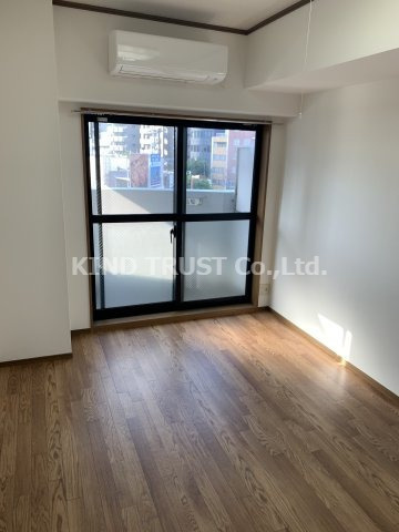 ノルデンハイムリバーサイド天神橋の居間・リビング