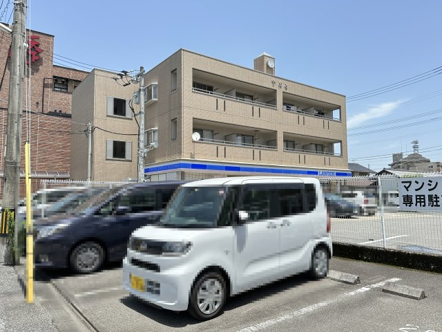 すばるの駐車場