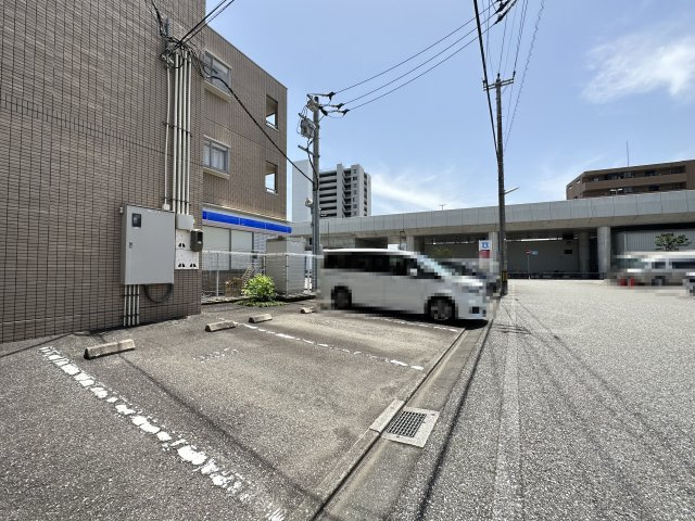 すばるの駐車場