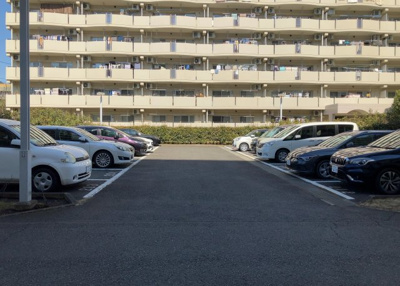 【駐輪場】 | プラザシティ相模大野４号棟 | マンションの駐輪場は、事前に空きがあるか確認を取ると安心です。せっかく入居したのに駐輪スペースがない！なんてことになったら大変ですよね。そこで、内見時や購入前にはまず事前に確認しておくと良いでしょう。