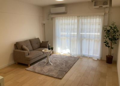 【居間・リビング】 | プラザシティ相模大野４号棟 | リビングの間取りの種類は大きくわけてリビングとダイニングが別になっているタイプ、リビングダイニング一体型です。どちらも一長一短ですので、家を選ぶ時はその両面をチェックして決めるようにしましょう。