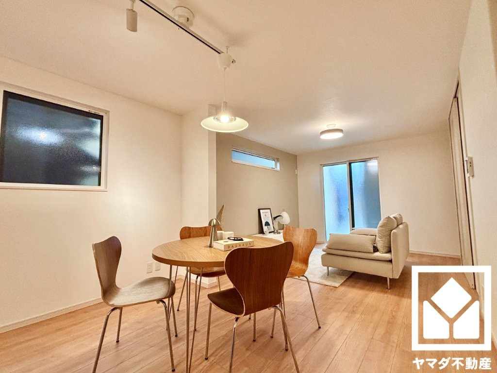 伏見区新町１４丁目の居間・リビング