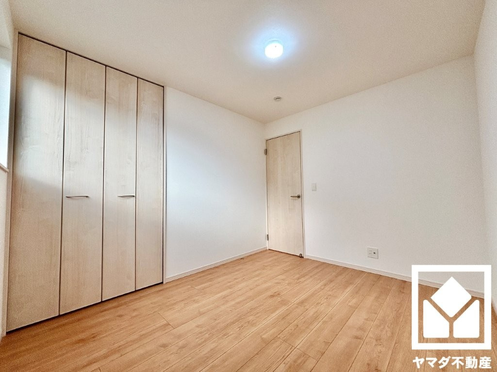 伏見区新町１４丁目の洋室