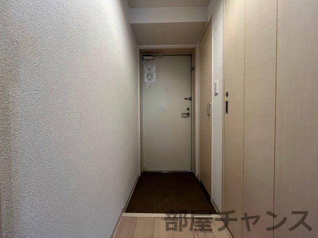 フローライト上前津の玄関