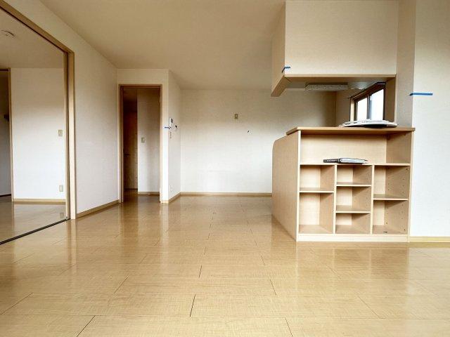 グランフェリオ A棟の居間・リビング