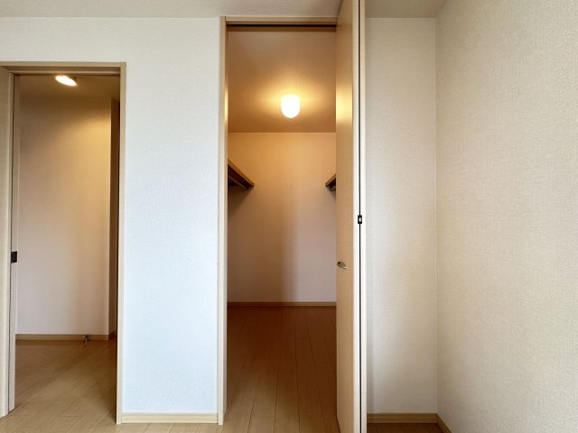 グランフェリオ A棟の収納